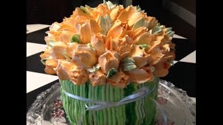 Buttercream Tulip Bouquet Cake Decorating