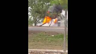 Camioneta se incendio en la autopista