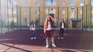 BTS Cover Dance FAKE LOVE/EISHON/Девушки танцуют под к-поп песней