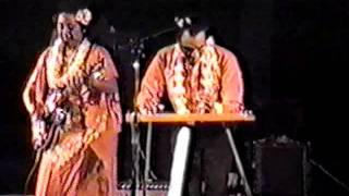 Tau Moe and family  live