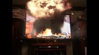 destruyendo el tele por ver combate