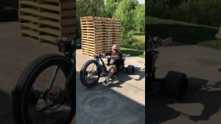 V twin rolling through trike city