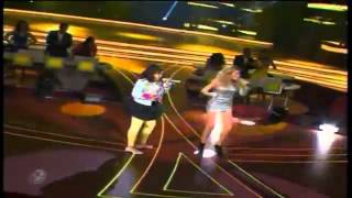 DANIA GONZALEZ DE PG2 Y FANNY LU CANTANDO "NI LOCA"