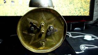 Старый будильник
