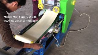 Mesin Pembuat Mie Bayoran Teknik Model GO-945