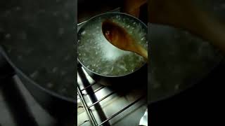 Storia di un mestolo di legno 3: evviva la pasta al ragù!
