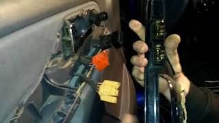 Как снять карту обшивку передней двери SEAT CORDOBA(99-02)demontaz boczka drzwi prod/door panel remo