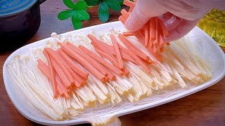 過年大魚大肉吃多了，可以做個蒜蓉金針菇，爽口又好吃