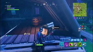 Me quedo sola ante el peligro y pasa esto.... Fortnite