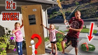 GIANT Mystery Box Delivered!!! Watermelon Smash & Diet Coke Mentos Experiment!