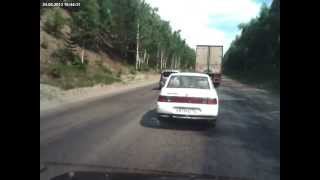 24 июня 2013 год. От фуры на трассе М 5 отлетел диск и прямо в Кашкай.
