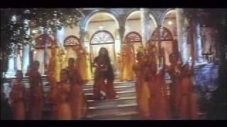 Aishwarya Rai Hindi Bollywood Dance (Dola Re Dola - Devdas)(1)