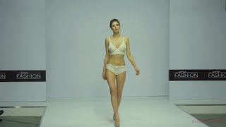 Sexy Fashion Show 02