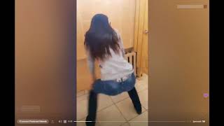 ТАНЦУЕТ ТВЕРК В ТУАЛЕТЕ ВО ВРЕМЯ ПРЯМОЙ ТРАНСЛЯЦИИ | PERISCOPE