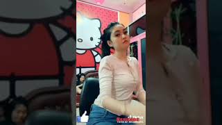 HOT TIKTOK CANTIK SEKSI 2019 CUCI MATA