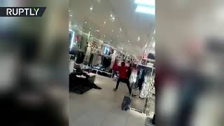 Устроенный радикалами погром в магазине H&M в ЮАР попал на видео