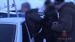 В Кемеровской области полицейские задержали мошенника, обманувшего жителей Хабаровского края