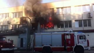 Пожар в "колибри" на заельцовской (Новосибирск) 18.06.14