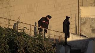 Napoli, ragazzo di 19 anni trovato morto in via Aniello Falcone