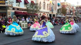 Disneyland Parade Jan 2014
