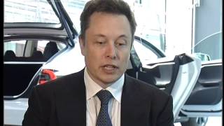 Electric-car giant Tesla Motors faces dilemma in expanding market