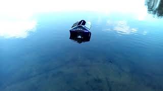Łódka zanętowa SHOCKWAVE XS Bait Boat