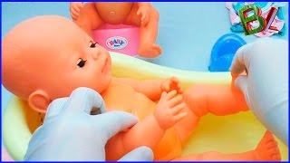 Ухаживать за Куклой Беби Бон как Мама Кормим и Купаем пупсиков
