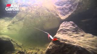 Abu Garcia Reflex White swimming action