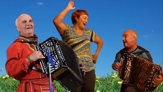 РЫЖАЯ╰❥Озорная песня под гармонь ☀️ ?Отличное настроение на весь день!!! Russian folk song!