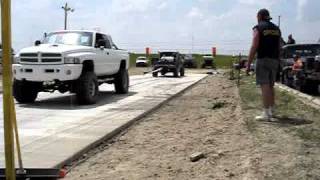 white dodge tug o war