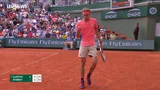 German tennis star Alexander Zverev's hilarious exchange with Yorkshire journalist | ITV News