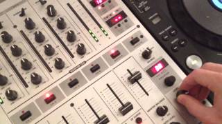 Behringer DJX700