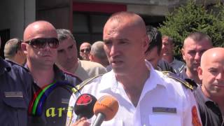 Zjarrfiksit të pakënaqur me uljen e rrogave