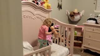 3 little monkeys jumping on the bed