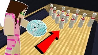 Minecraft: WE GO BOWLING!! (DIAMOND BALLS, HOOK SHOTS & MORE!) Mini-Game