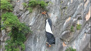ช่วยนักกระโดดร่ม เขาอกทะลุ/ Help parachutists ,OakTaLu Mountain,Phatthalung, Thailand
