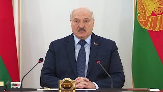 Лукашенко: Никто вам не продаст! А если и продаст – это будут бешеные цены! // Совещание по страде
