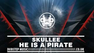 Skullee - He is a pirate