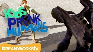 Toothless On the Loose Prank I KIDS PRANK HUMANS