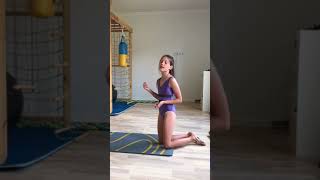 Детская гимнастика с Владой. Перевороты на локтях