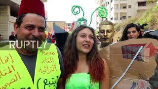 Syria: Thousands of colourful revellers attend Marmarita's annual carnival