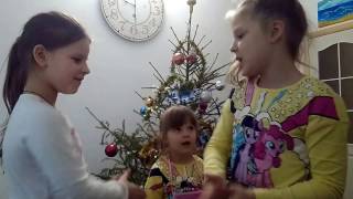 Детская игра танец рук Дон-Дон-Дери