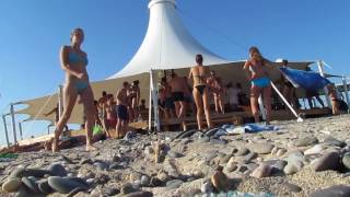 Пляжи Евпатории ! Девушки в бикини!Girls in a bikini