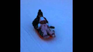 Margaux et Théo en luge