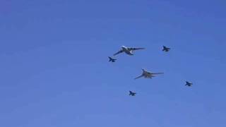 65 лет победы парад москва полет самолетов