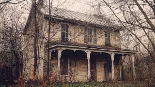 FOUND CAVE UNDERNEATH ABANDONED HOUSE Built in the early 1800’s