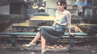 Things That Women Secretly Think While Wearing Skirts