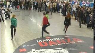 'Flashmob' de baile en el metro de Madrid