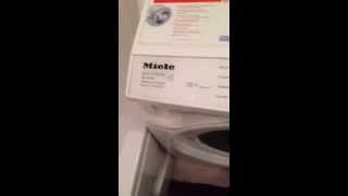 поломка стиральной машины MIELE протечка воды во время стирки