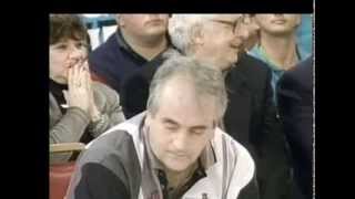 Bob Perry, action bowling legend